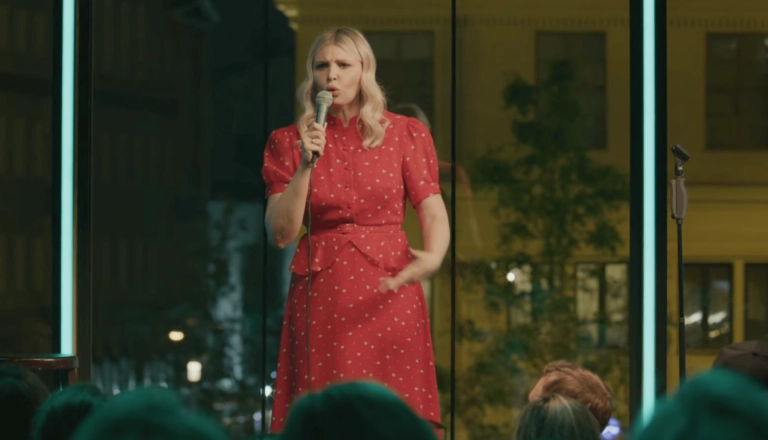 Вторая серия седьмого сезона Женского стендапа